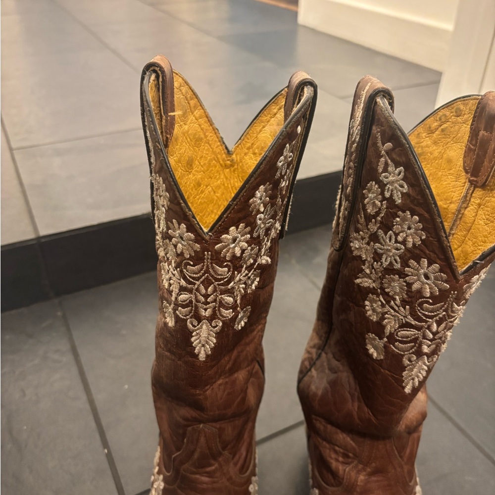 Brown Embroidered Western Boots - image 3